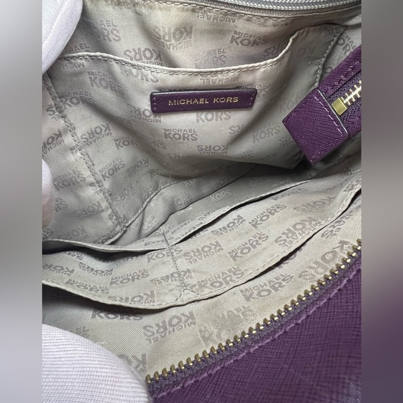 Michael Kors Merlot Medium handbag - EUC - Picture 9 of 13